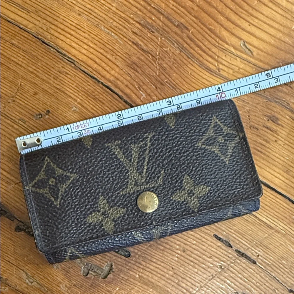 Louis Vuitton Authentic Monogram Key Clasp Holder Keychain Wallet - Picture 11 of 13